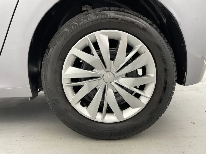 Image secondaire du véhicule 18