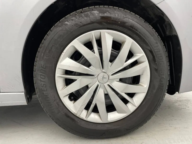 Image secondaire du véhicule 19