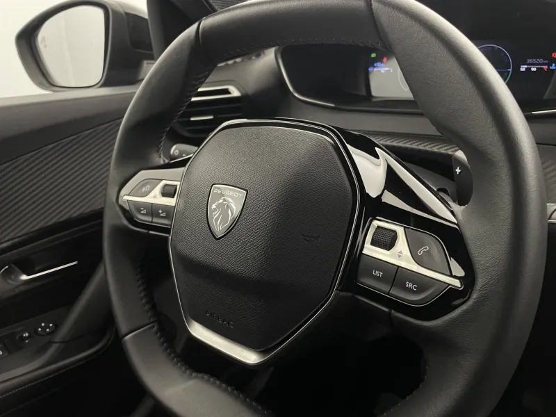 Image secondaire du véhicule 31