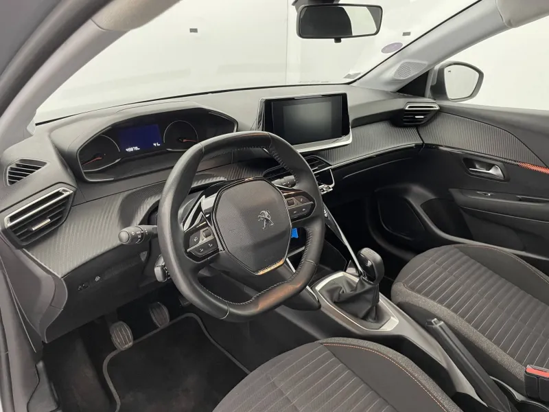 Image secondaire du véhicule 25