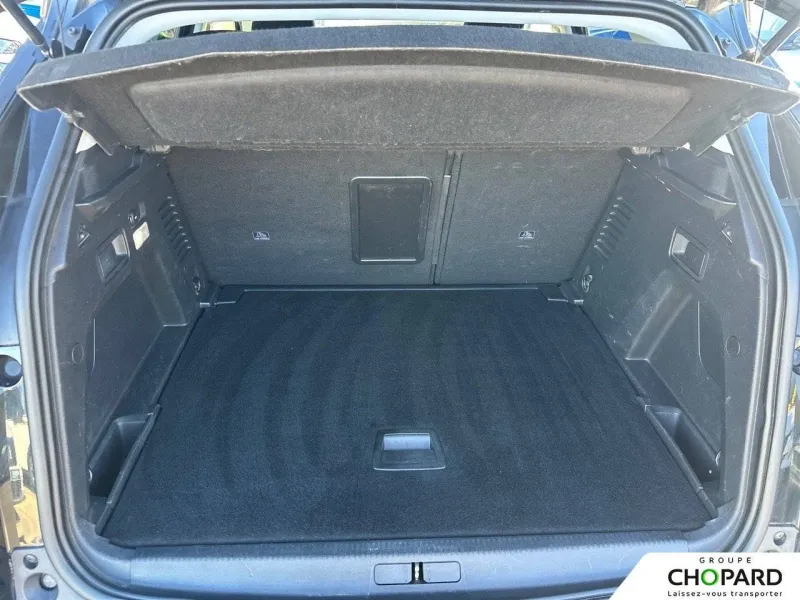 Image secondaire du véhicule 9