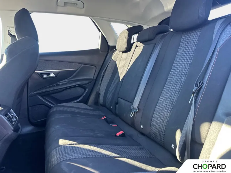 Image secondaire du véhicule 19