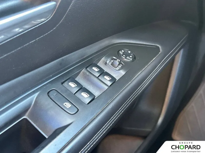 Image secondaire du véhicule 22