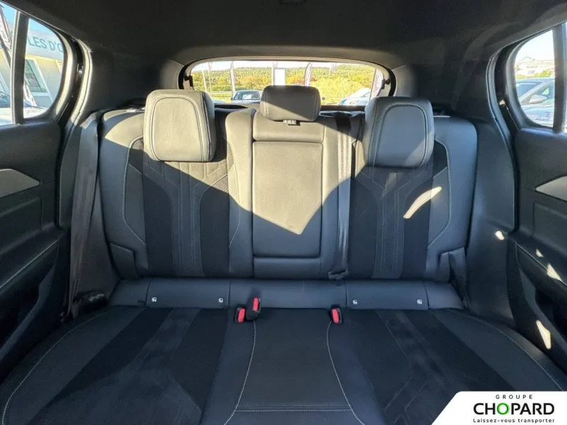 Image secondaire du véhicule 38