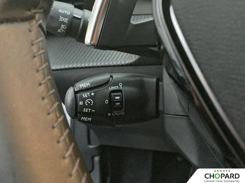 Image secondaire du véhicule 15