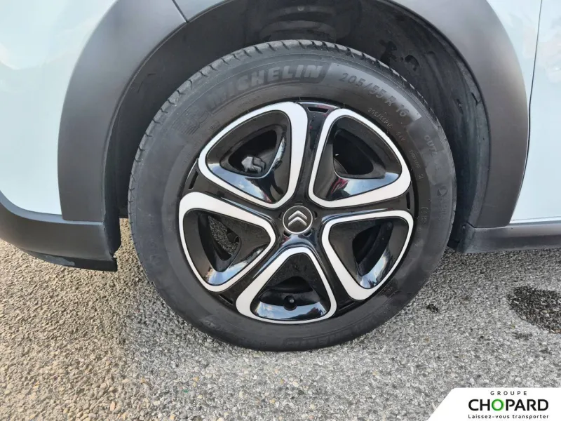 Image secondaire du véhicule 13