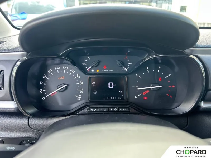 Image secondaire du véhicule 18