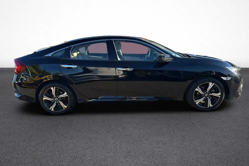 Image secondaire du véhicule 8