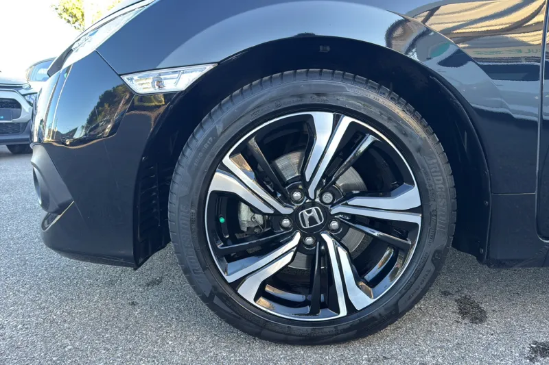 Image secondaire du véhicule 14