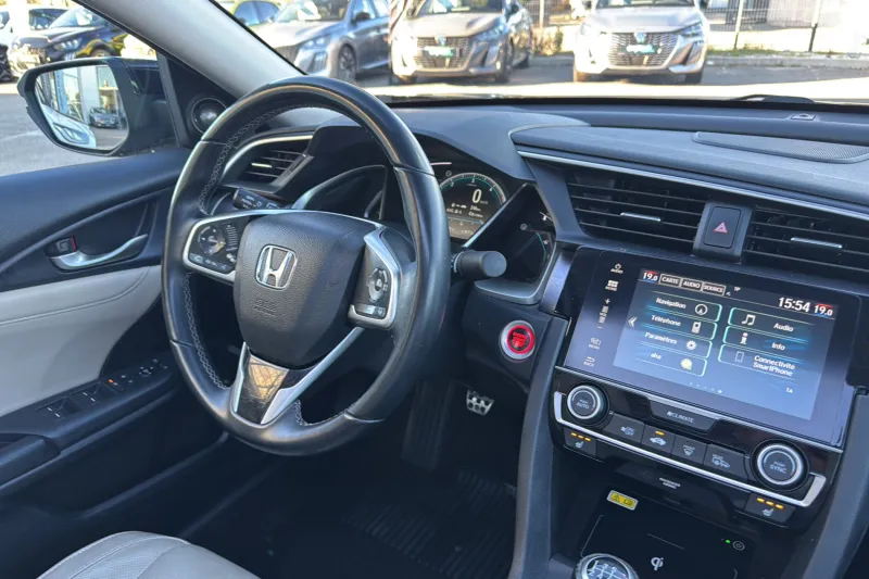 Image secondaire du véhicule 24