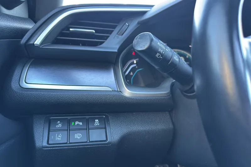 Image secondaire du véhicule 28