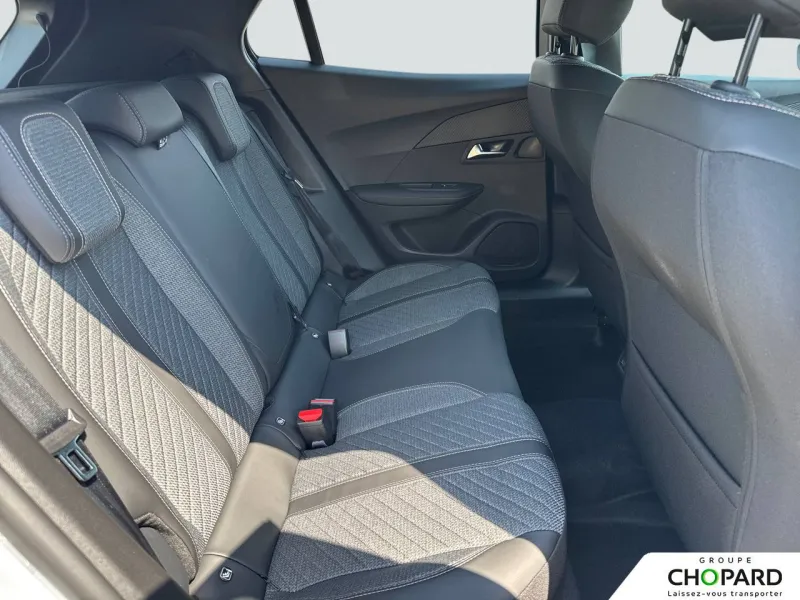 Image secondaire du véhicule 22