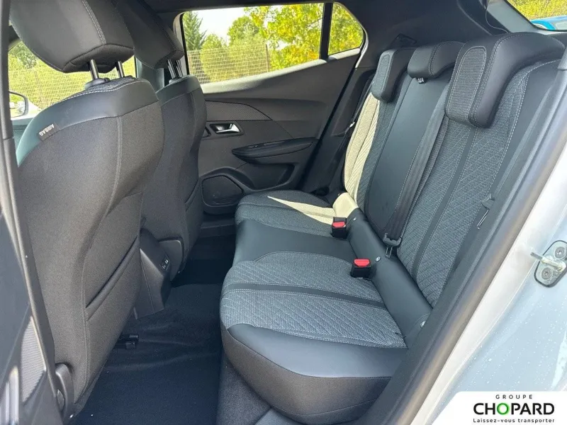 Image secondaire du véhicule 33