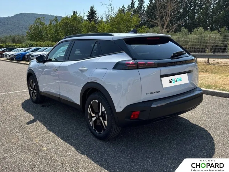 Image secondaire du véhicule 38