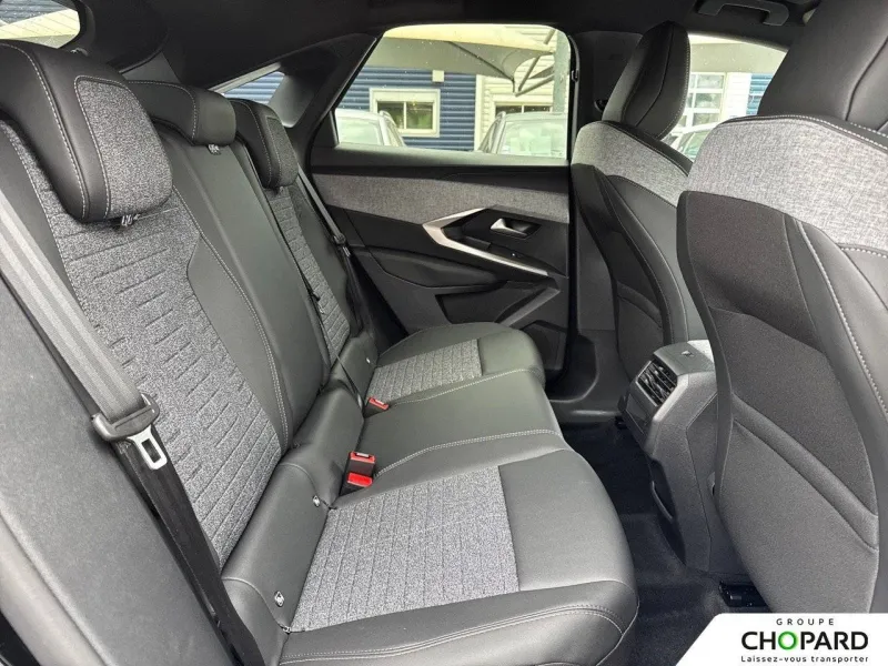 Image secondaire du véhicule 35