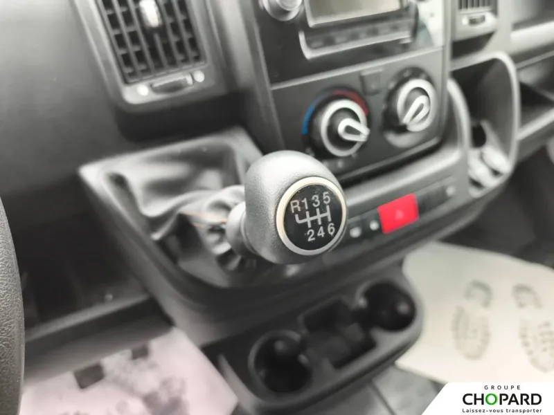 Image secondaire du véhicule 18