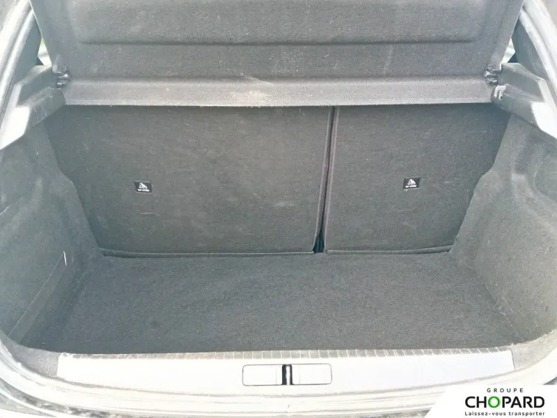 Image secondaire du véhicule 9