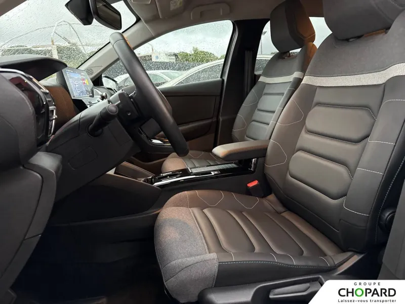 Image secondaire du véhicule 22