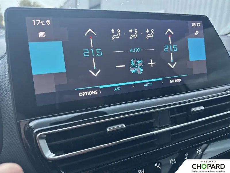 Image secondaire du véhicule 11