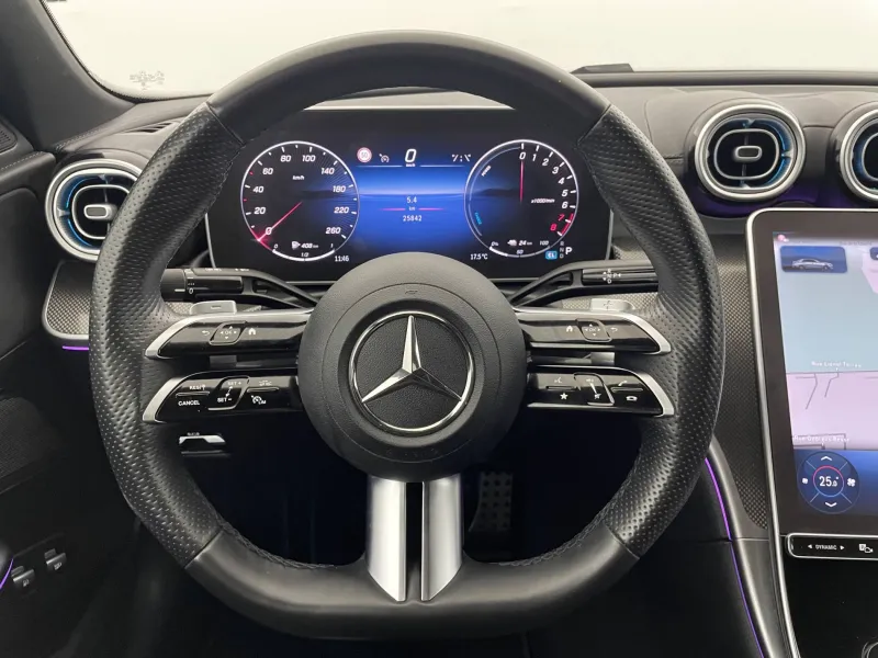 Image secondaire du véhicule 24