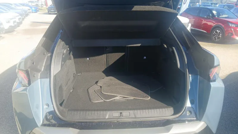 Image secondaire du véhicule 10