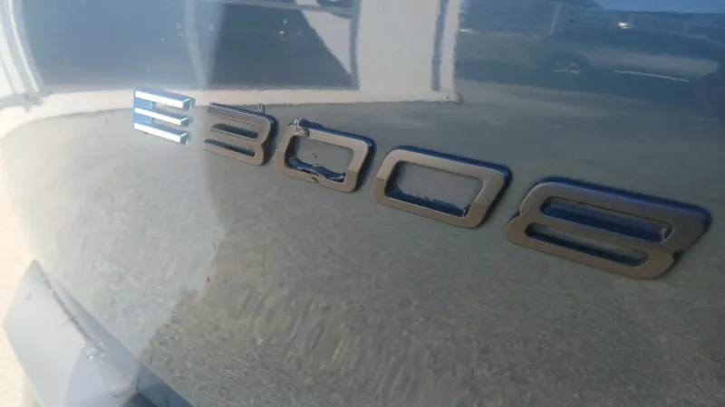 Image secondaire du véhicule 42