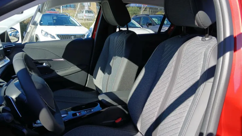 Image secondaire du véhicule 11