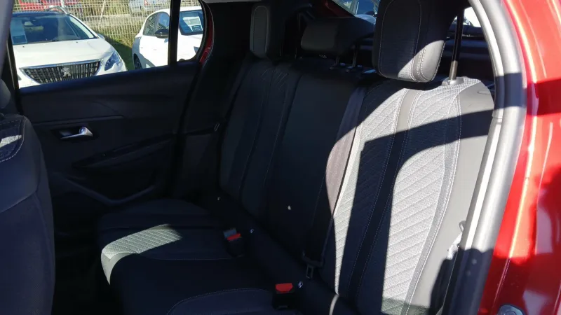 Image secondaire du véhicule 12