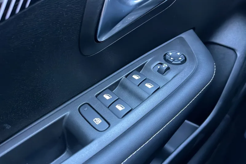 Image secondaire du véhicule 33