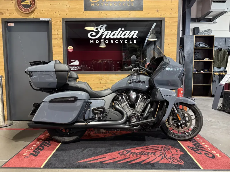 Indian Motorcycle-Pursuit DH Stealth Grey-undefined Indian Motorcycle-Pursuit DH Stealth Grey-d'occasion chez Indian Motorcycle Valence
