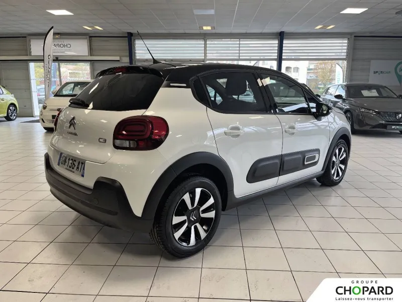 Image secondaire du véhicule 9