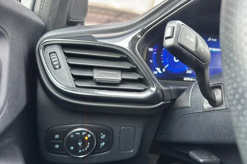 Image secondaire du véhicule 13