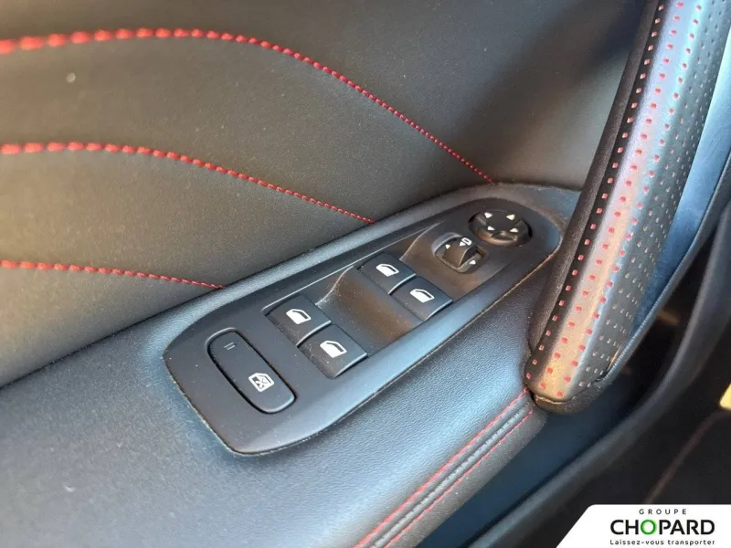 Image secondaire du véhicule 24