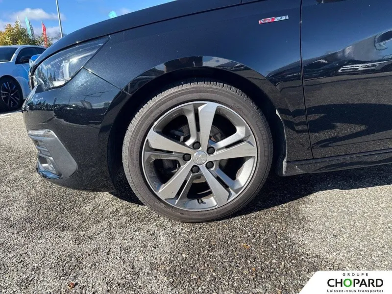 Image secondaire du véhicule 25