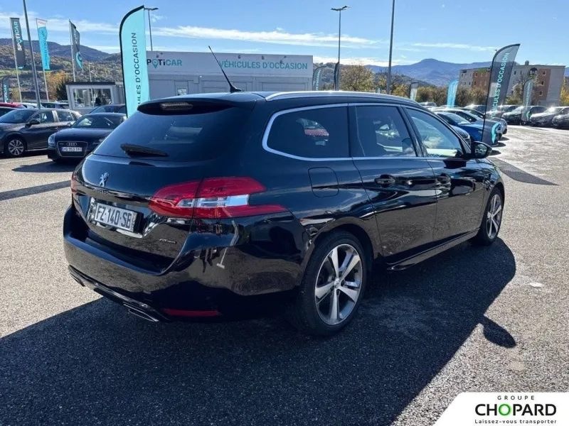 Image secondaire du véhicule 30