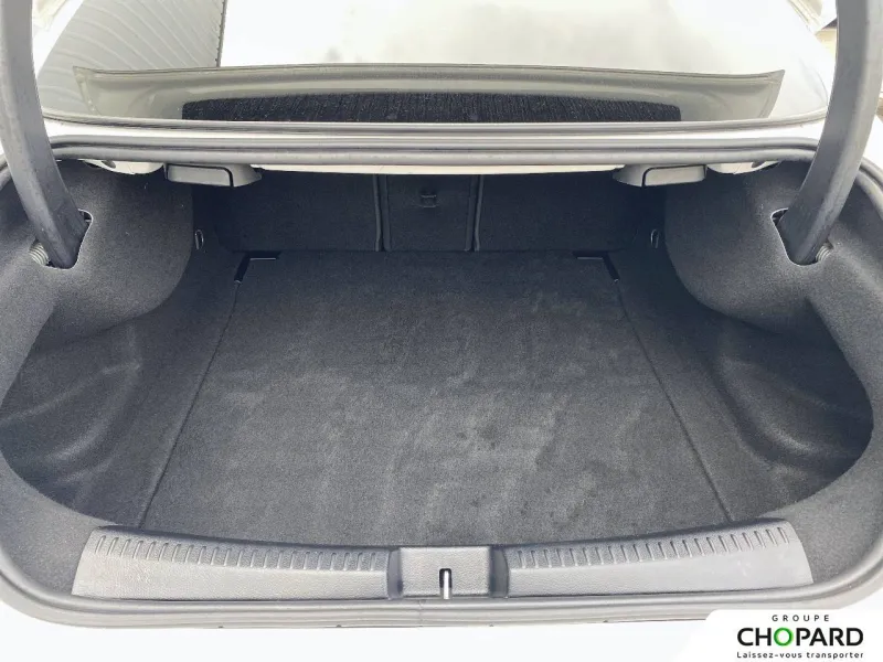 Image secondaire du véhicule 9