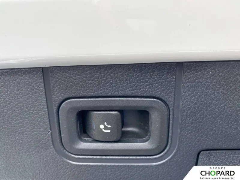 Image secondaire du véhicule 23