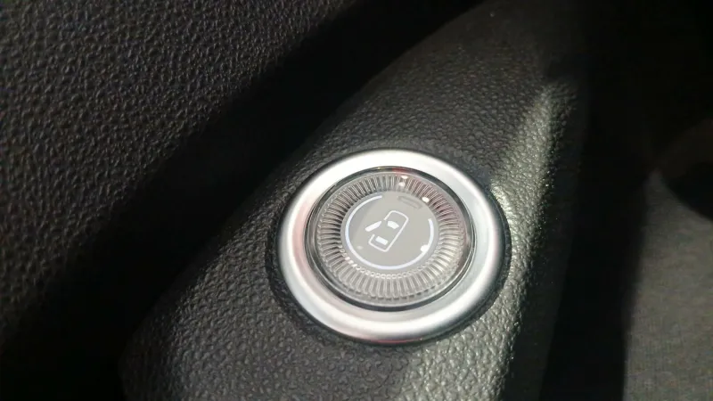 Image secondaire du véhicule 24