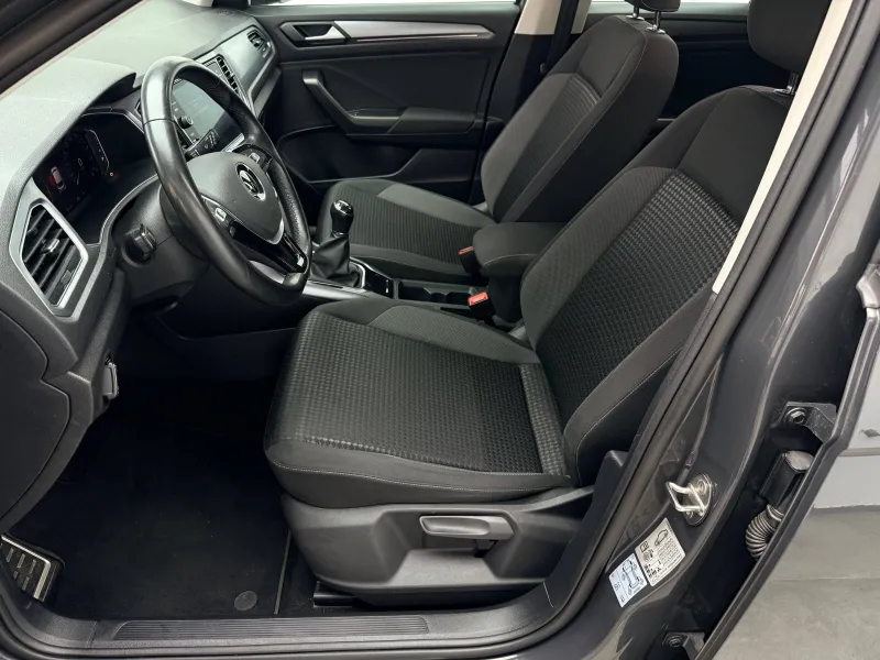 Image secondaire du véhicule 9