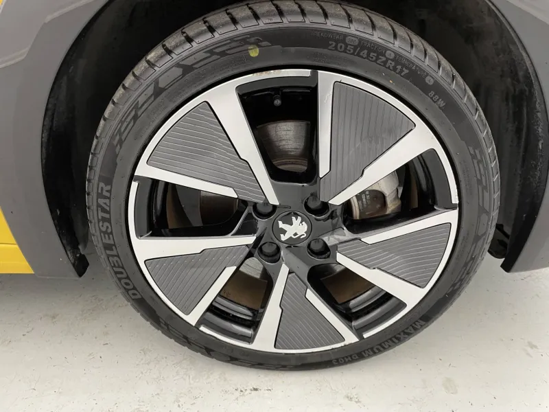 Image secondaire du véhicule 19