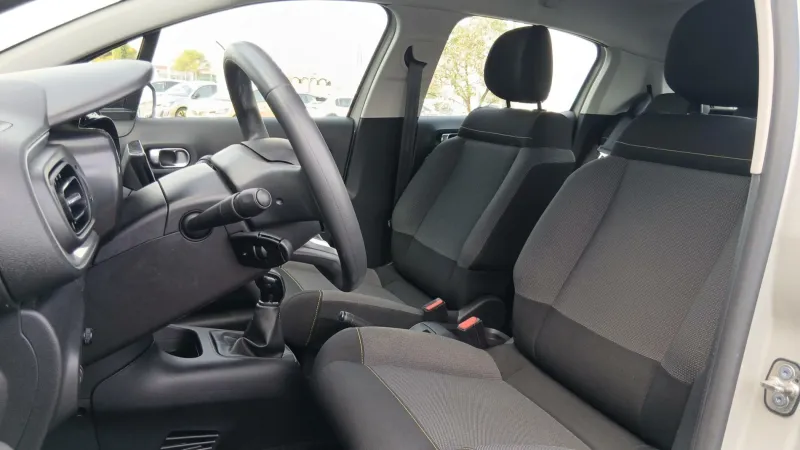 Image secondaire du véhicule 11