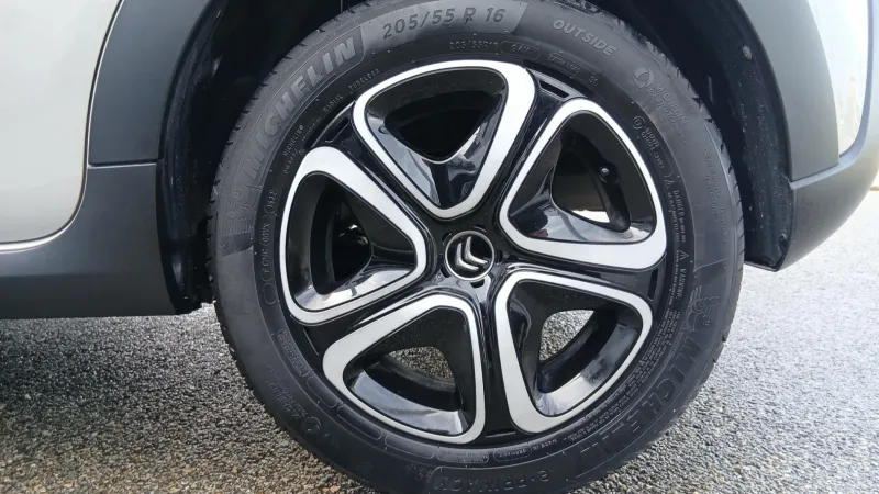 Image secondaire du véhicule 14