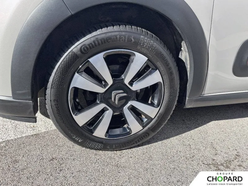 Image secondaire du véhicule 22