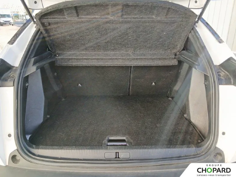 Image secondaire du véhicule 7