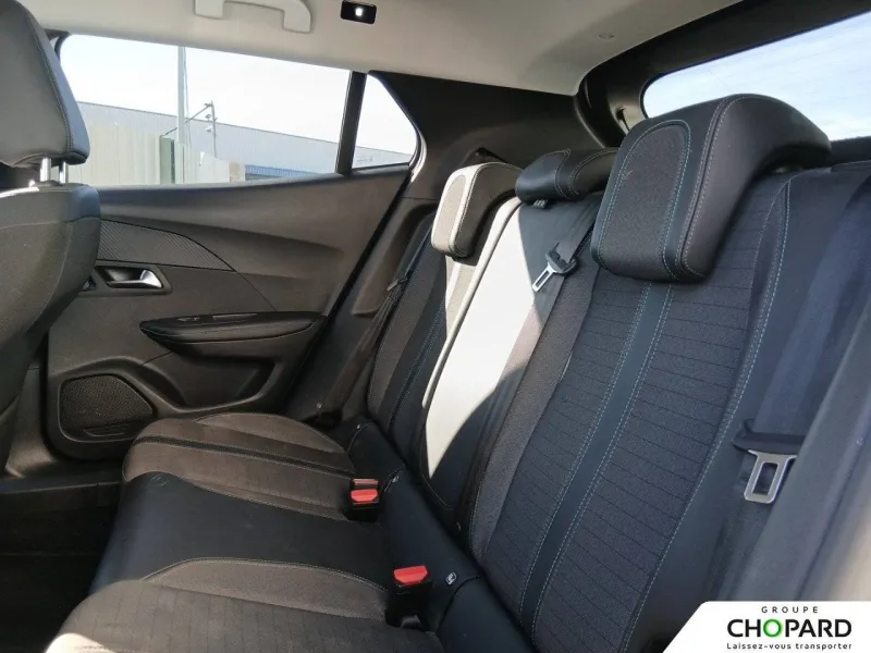 Image secondaire du véhicule 12