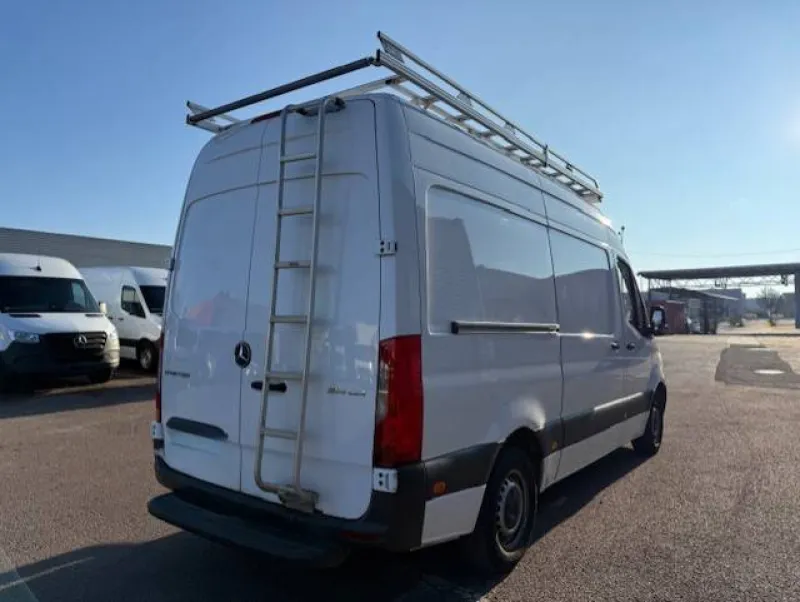 Image secondaire du véhicule 6