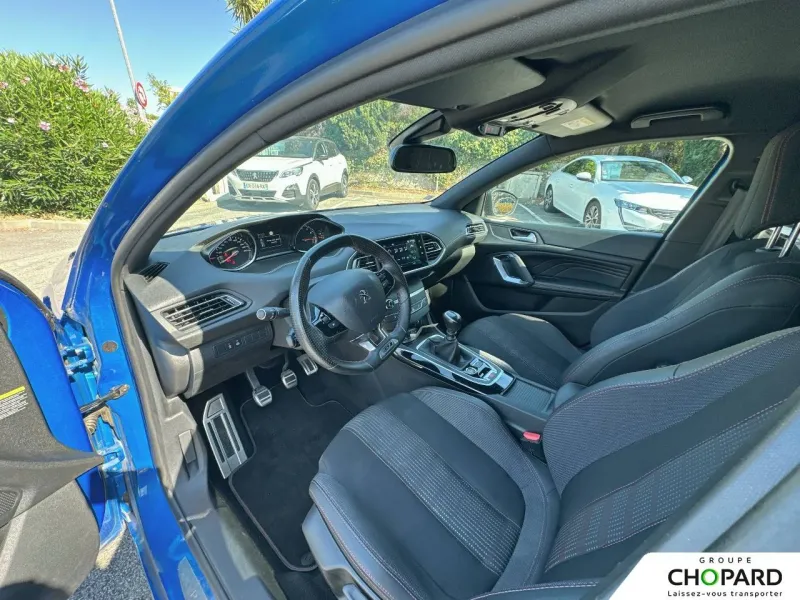 Image secondaire du véhicule 11