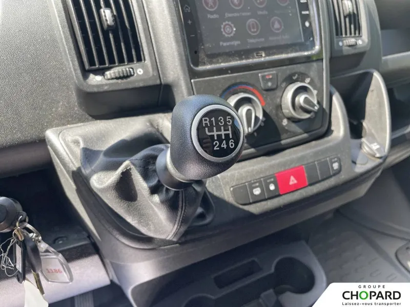 Image secondaire du véhicule 15