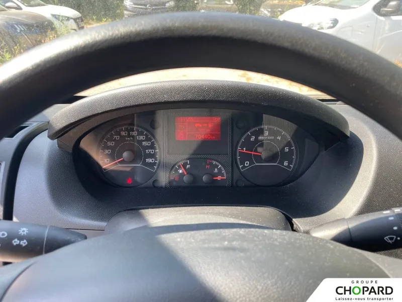 Image secondaire du véhicule 19