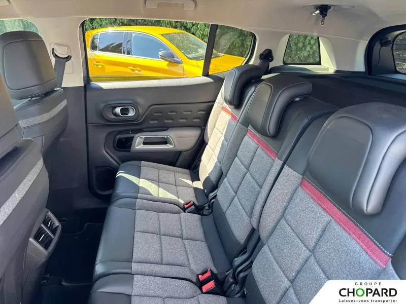 Image secondaire du véhicule 12